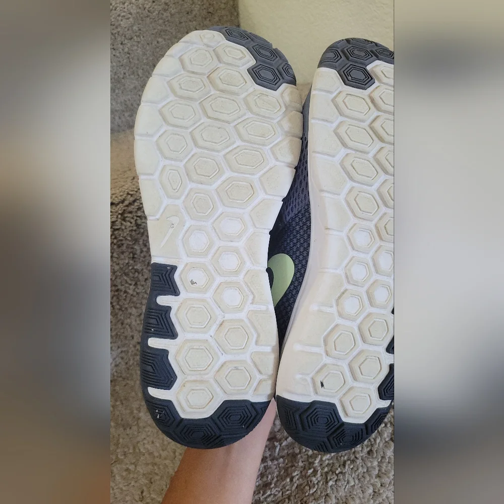 Nike Flex Experience RN6 Women’s Shoes Size 9